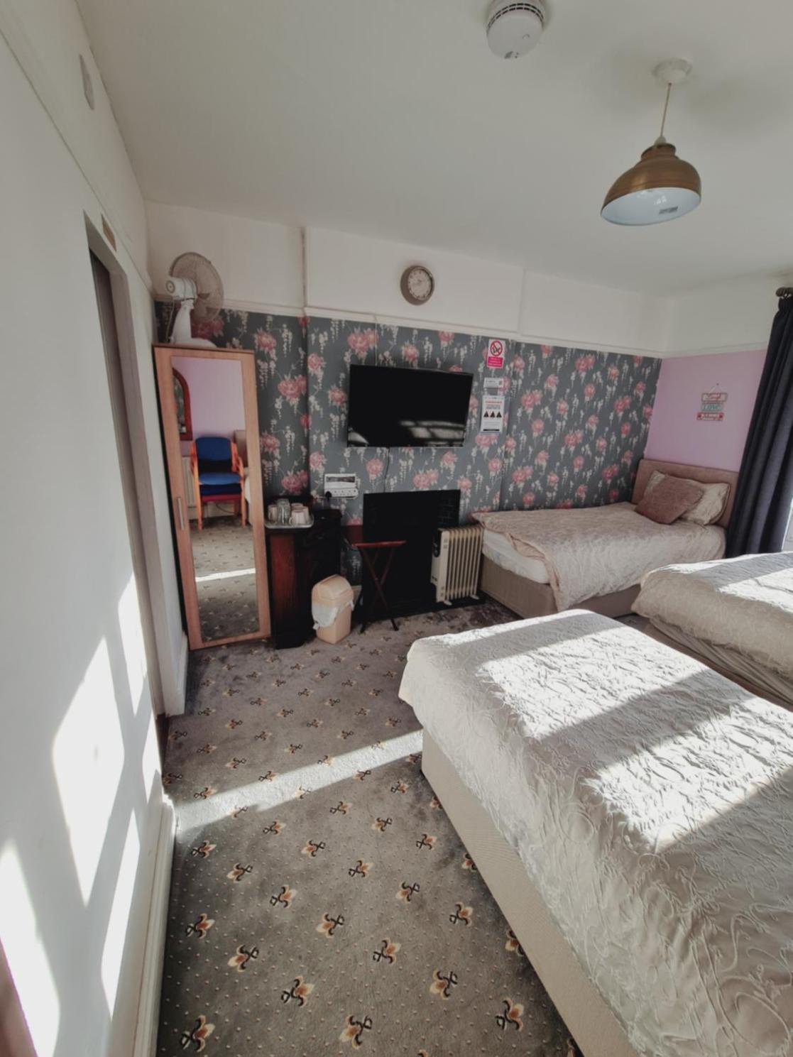 Thornbury Accommodation Burnham-on-Sea Eksteriør billede